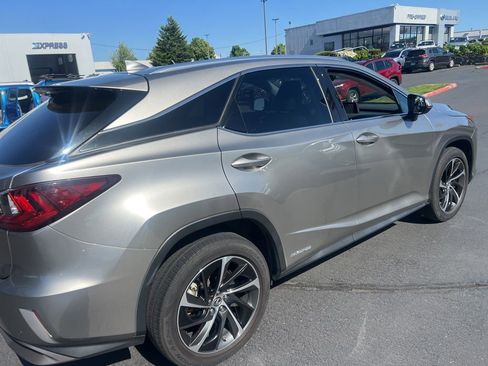 Used 2019 Lexus RX 450h AWD w/ Luxury Package image 5