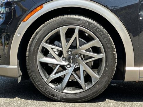 Used 2023 Genesis GV60 Advanced w/ Cargo Package AWD/4WD image 35