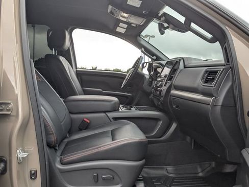 Used 2023 Nissan Titan PRO-4X w/ Pro-4x Convenience Package AWD/4WD image 27