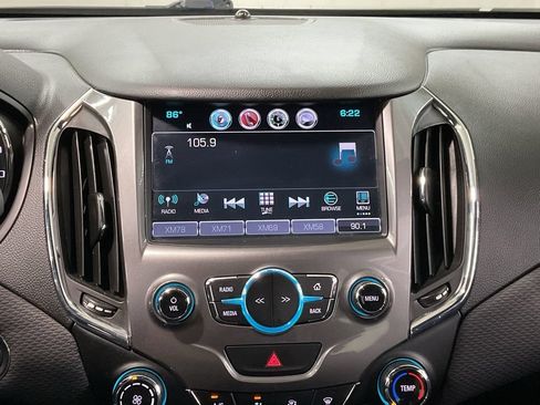 Used 2017 Chevrolet Cruze LT w/ Sun And Sound Package FWD image 14