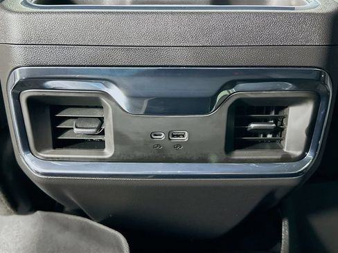 Used 2024 Chevrolet Silverado 1500 LTZ AWD/4WD image 25