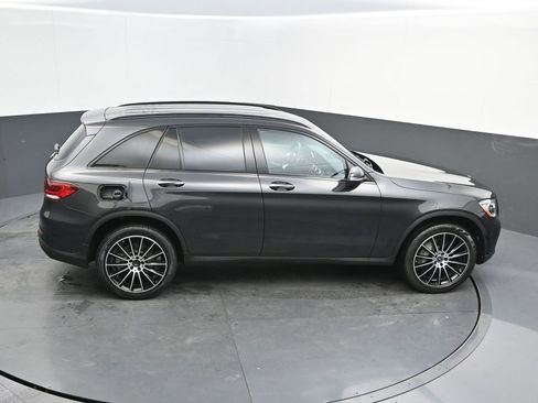 Used 2022 Mercedes-Benz GLC 300 GLC 300 image 32