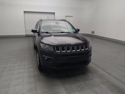 Used 2018 Jeep Compass Latitude w/ Popular Equipment Group image 14