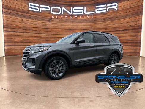 New 2026 Ford Explorer Active w/ Active Comfort Package AWD/4WD image 1