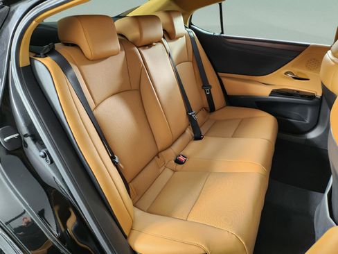 New 2025 Lexus ES 350 w/ Premium Package image 24