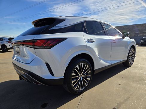 New 2026 Lexus RX 350 FWD image 3
