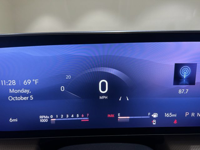 New 2027 Buick Enclave Preferred w/ Power Package FWD image 11