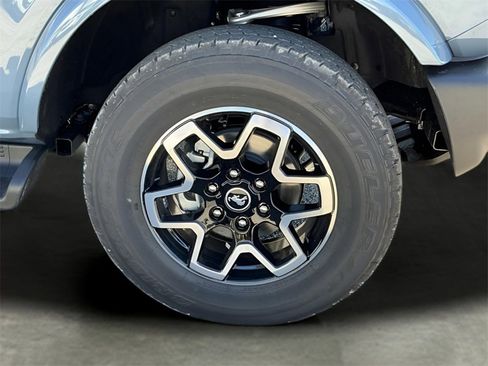 New 2025 Ford Bronco Outer Banks image 37