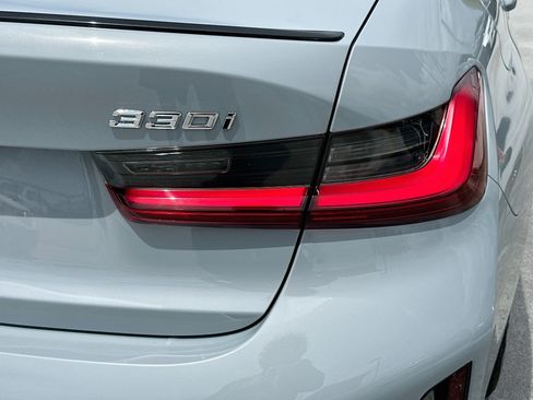 Used 2023 BMW 330i Sedan w/ M Sport Package RWD image 32
