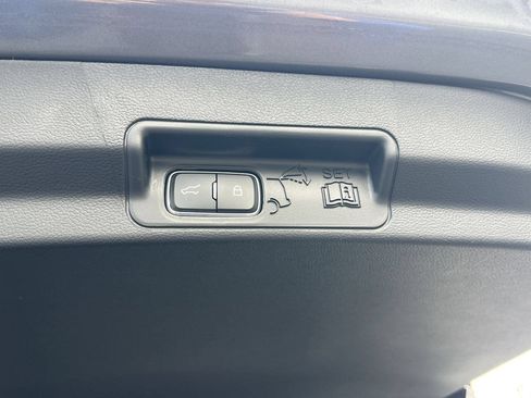 New 2026 Ford Explorer Platinum RWD image 25