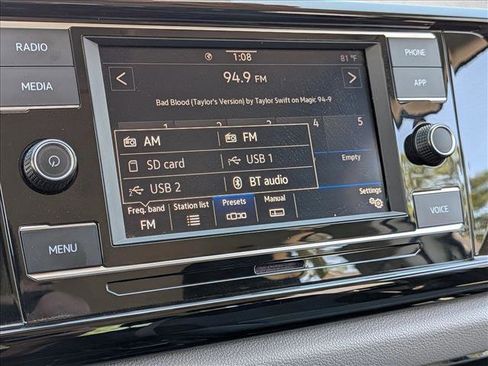 Used 2024 Volkswagen Taos S image 7