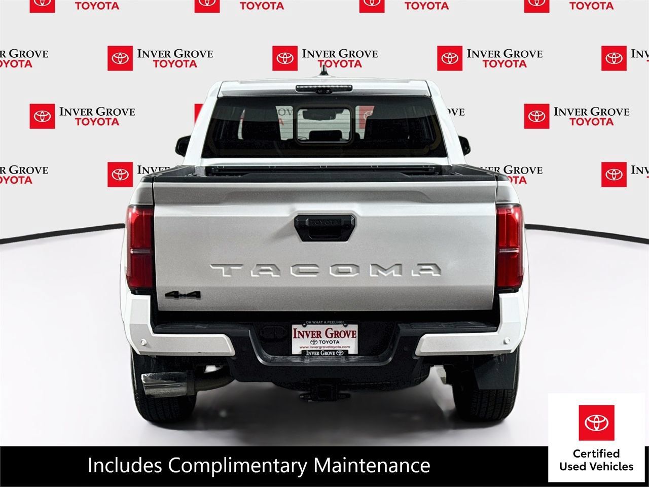 Certified 2024 Toyota Tacoma TRD Sport w/ TRD Sport Premium Package AWD/4WD image 6