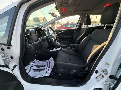 Used 2016 Honda Fit EX image 9