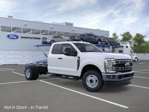 New 2026 Ford F350 XL image 7