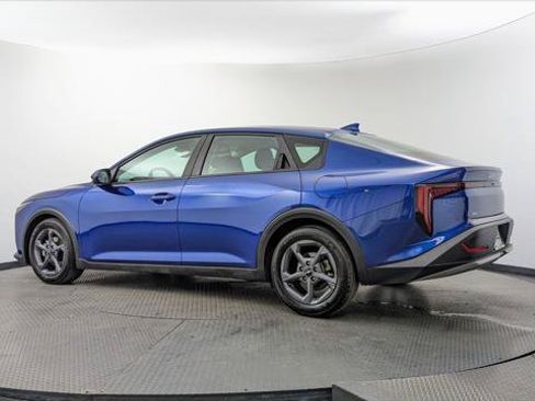 Used 2025 Kia K4 FWD image 6