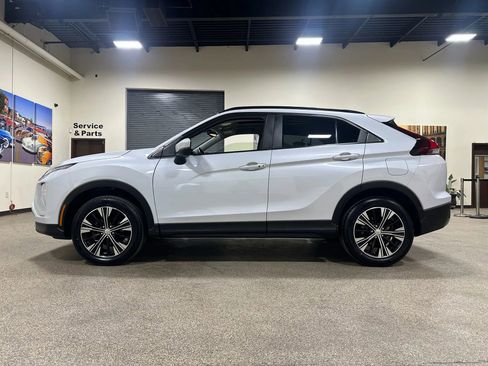 Used 2022 Mitsubishi Eclipse Cross SE image 14