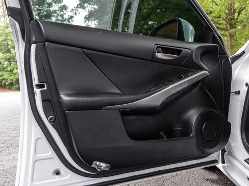 Used 2018 Lexus IS 300 F Sport w/ F Sport Package RWD image 31