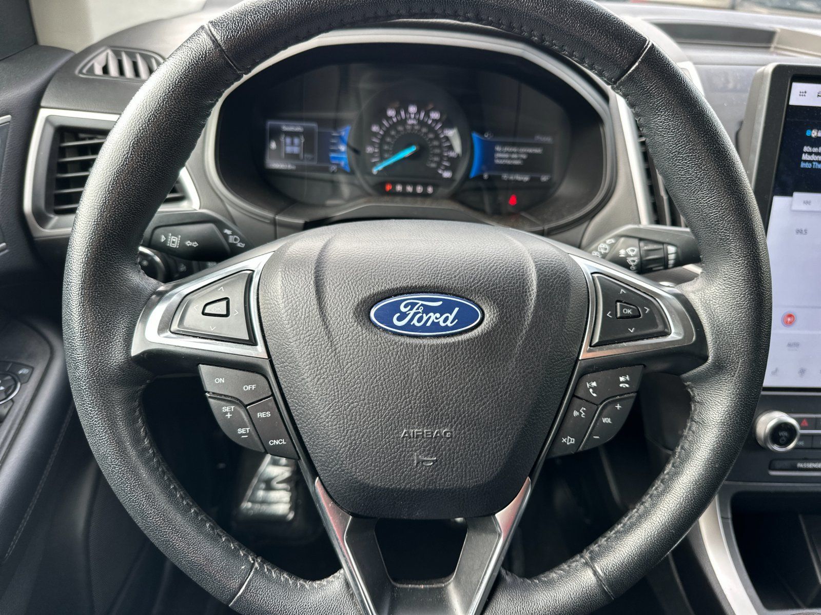 Used 2024 Ford Edge SEL AWD/4WD image 22