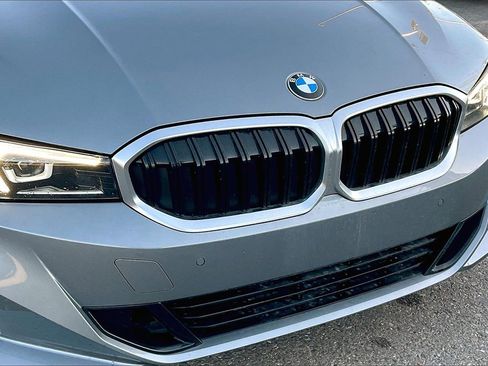 Used 2024 BMW 330i Sedan w/ Convenience Package image 28