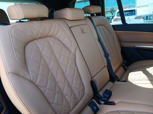 New 2026 BMW X7 xDrive40i w/ M Sport Package image 11