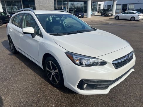 Used 2020 Subaru Impreza Premium image 1