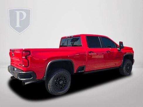 New 2026 Chevrolet Silverado 2500 ZR2 w/ LPO, Dark Essentials Package AWD/4WD image 5