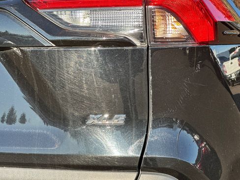 Used 2023 Toyota RAV4 XLE image 33