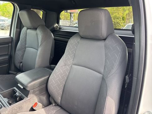 Used 2024 Toyota Tacoma SR image 10