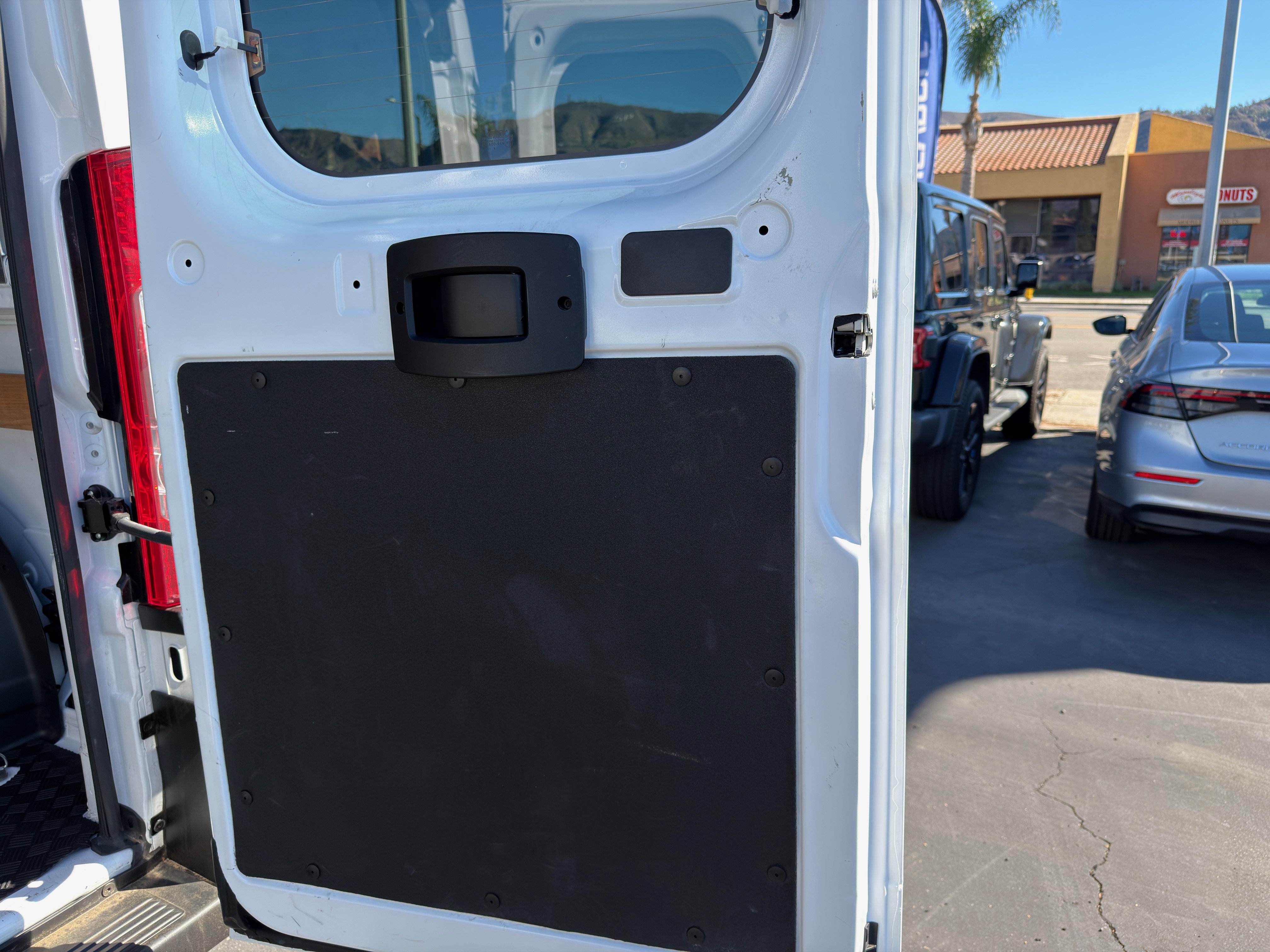 Used 2025 RAM ProMaster 2500 w/ U-Haul Equipment Group FWD image 19