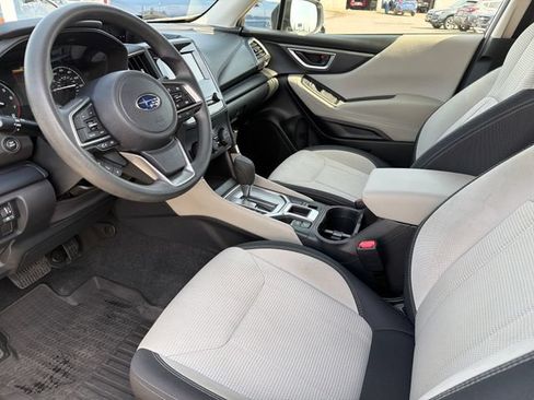 Used 2024 Subaru Forester AWD/4WD image 18