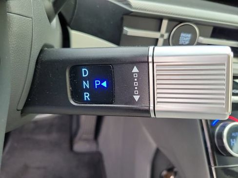 Used 2024 Hyundai Santa Fe SEL FWD image 25
