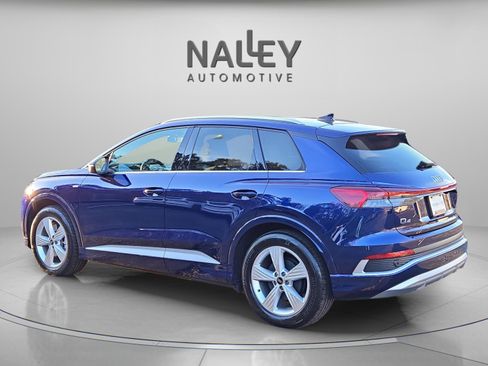 Used 2024 Audi Q4 e-tron Premium image 3