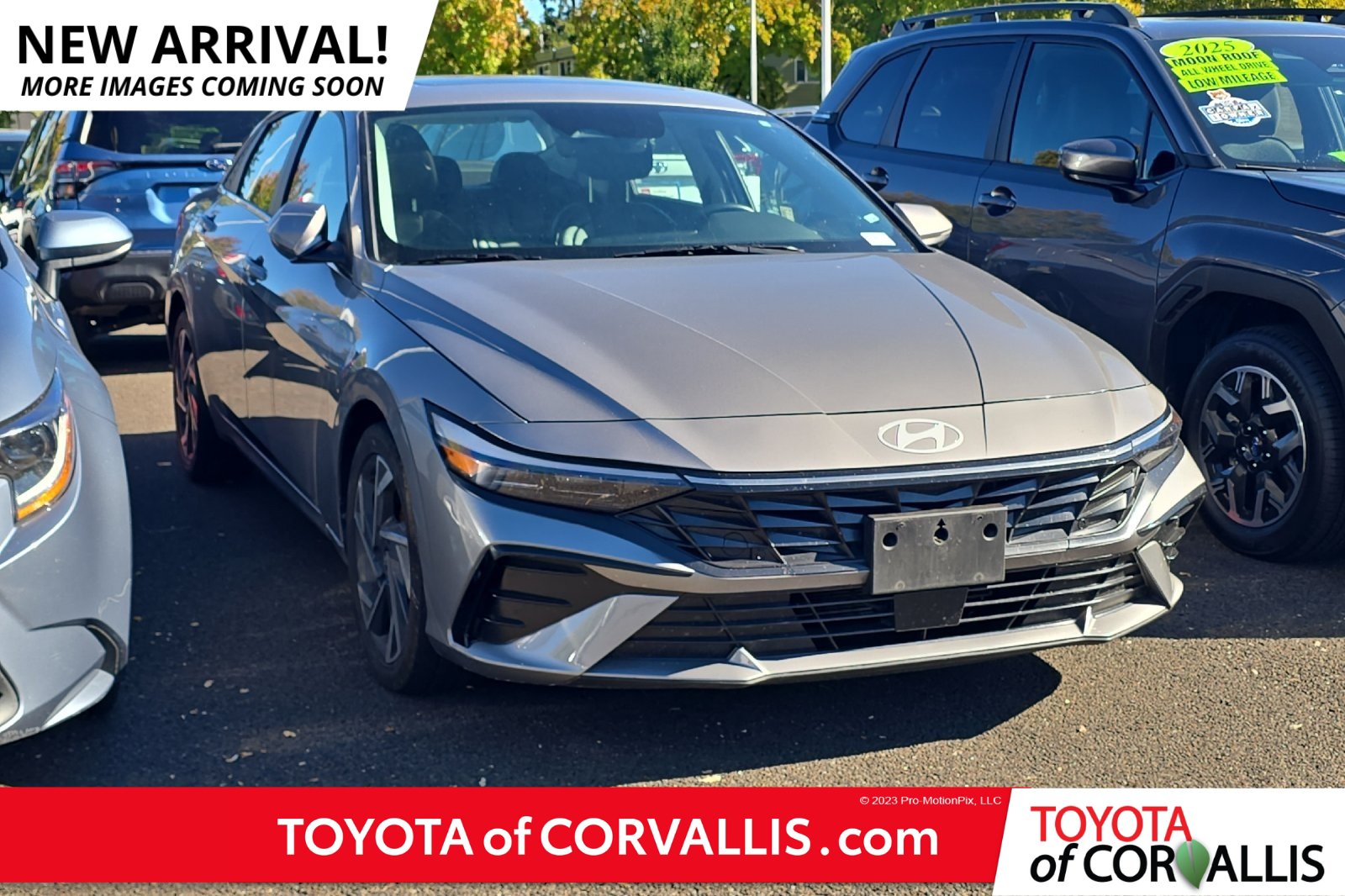 Used 2025 Hyundai Elantra Limited FWD image 1