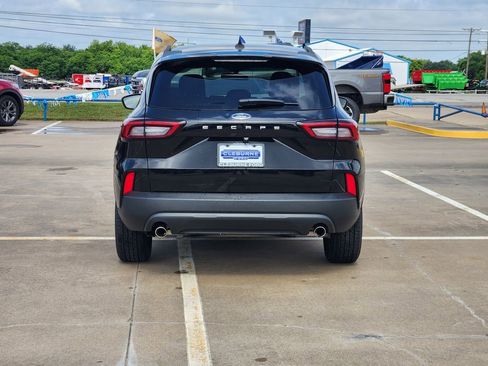 Certified 2025 Ford Escape ST-Line FWD image 6