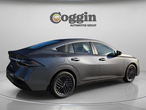 New 2026 Nissan Sentra SV w/ SV Convenience Package FWD image 6