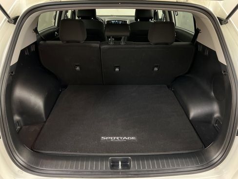 Used 2021 Kia Sportage LX image 30