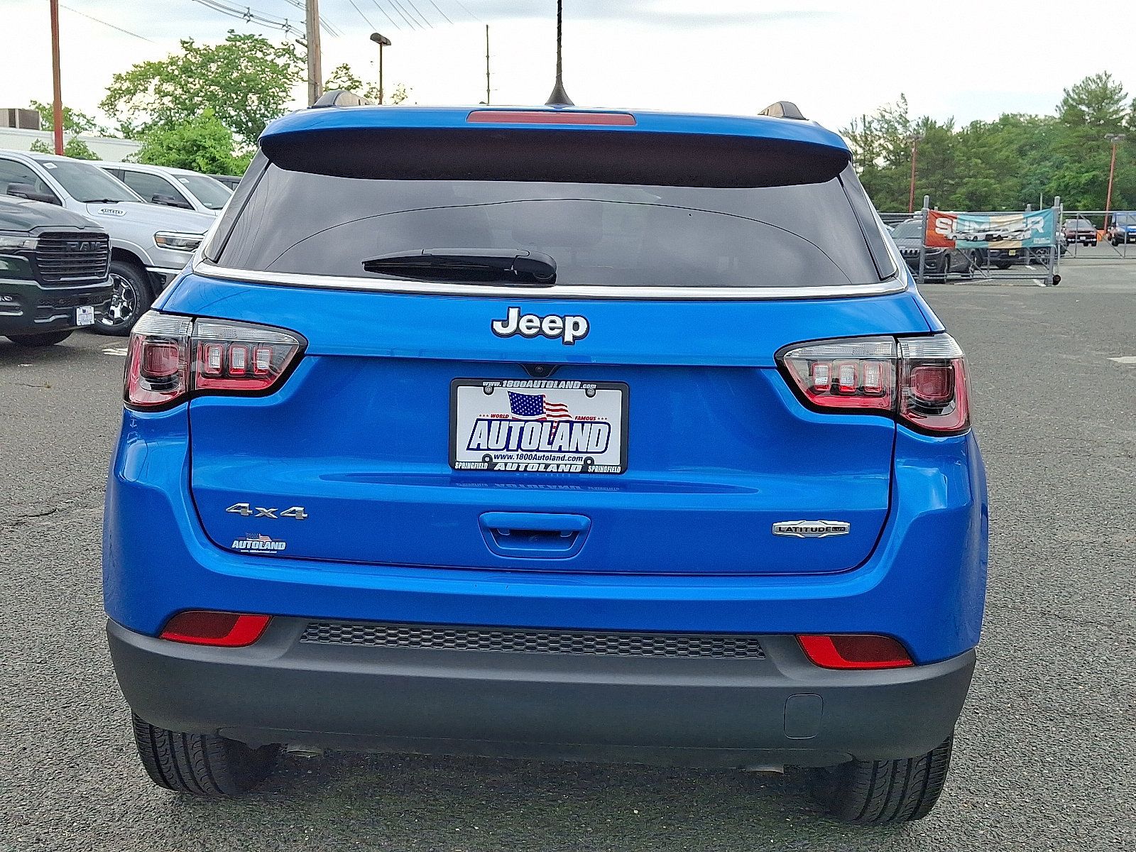 Used 2023 Jeep Compass Latitude AWD/4WD image 6