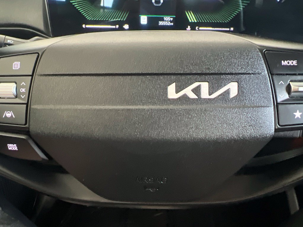 Used 2025 Kia K4 FWD image 35