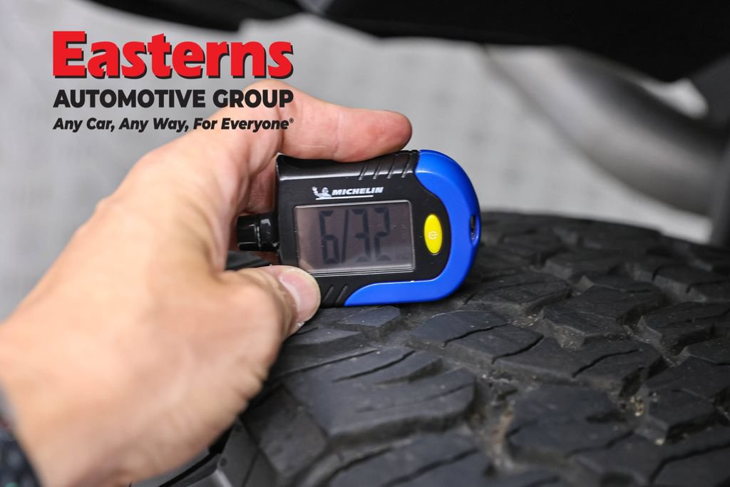 Used 2023 Jeep Wrangler Unlimited Rubicon 4xe w/ Cold Weather Group AWD/4WD image 32