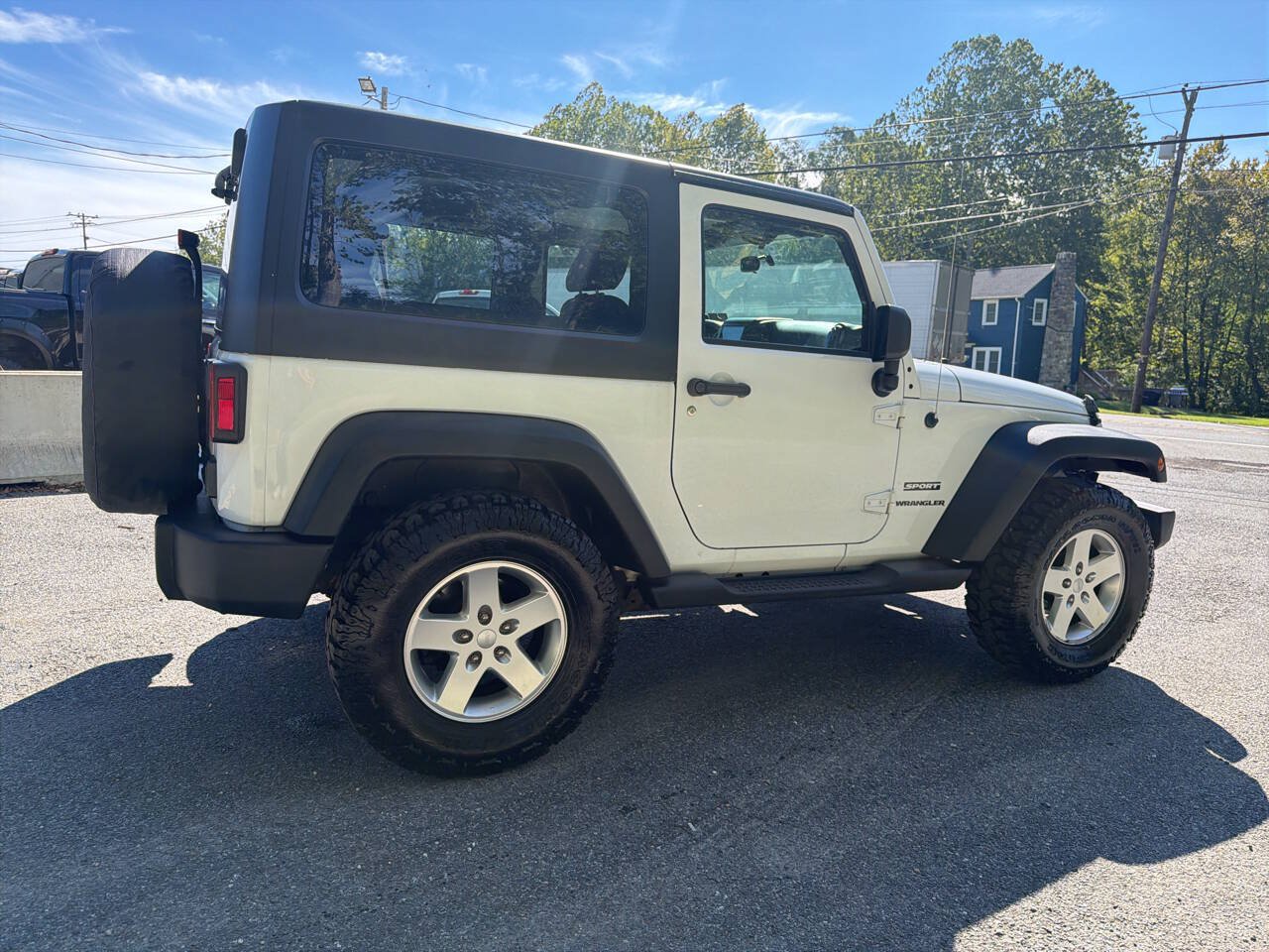 Used 2014 Jeep Wrangler Sport w/ Quick Order Package 23S AWD/4WD image 11
