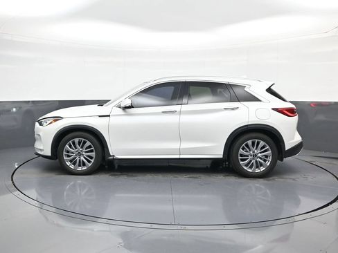 Used 2023 INFINITI QX50 Luxe FWD image 5