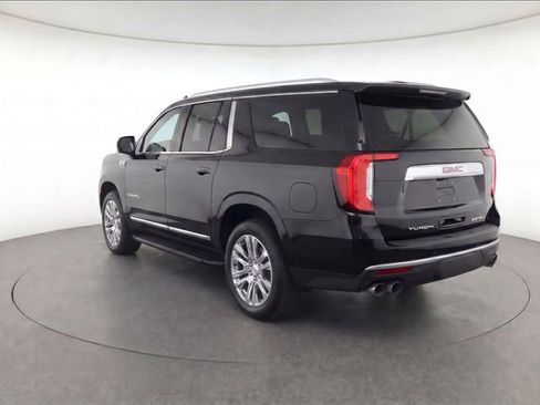 Used 2024 GMC Yukon XL Denali RWD image 5