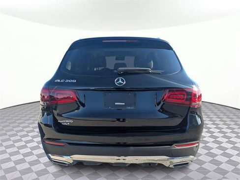 Used 2021 Mercedes-Benz GLC 300 image 4