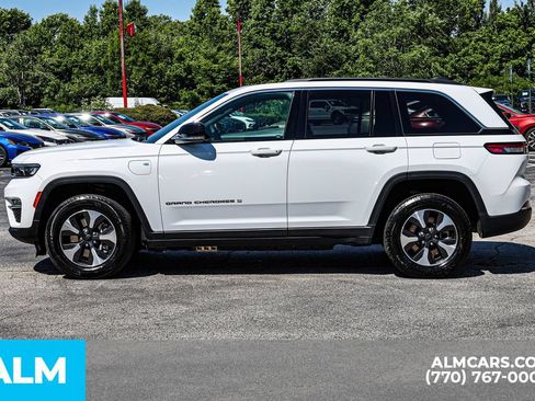 Used 2024 Jeep Grand Cherokee Limited 4xe AWD/4WD image 9