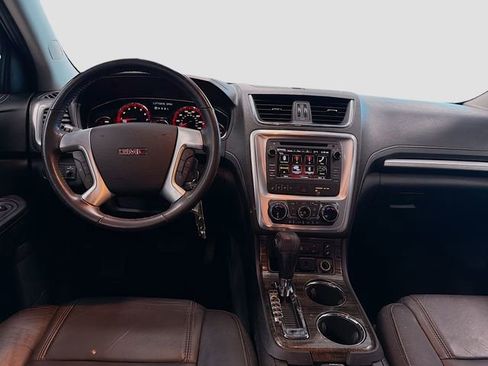Used 2016 GMC Acadia SLT image 17