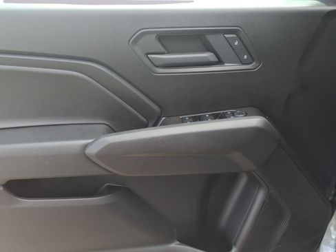Used 2025 Chevrolet Colorado Trail Boss AWD/4WD image 14