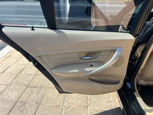 Used 2013 BMW 328i xDrive Sedan AWD/4WD image 28