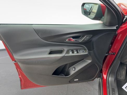 Used 2023 Chevrolet Equinox RS w/ RS Leather Package image 13