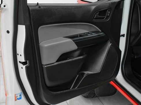 Used 2019 Chevrolet Colorado W/T image 38