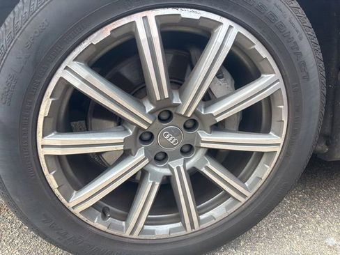 Used 2019 Audi Q7 2.0T Premium w/ Cold Weather Package AWD/4WD image 3